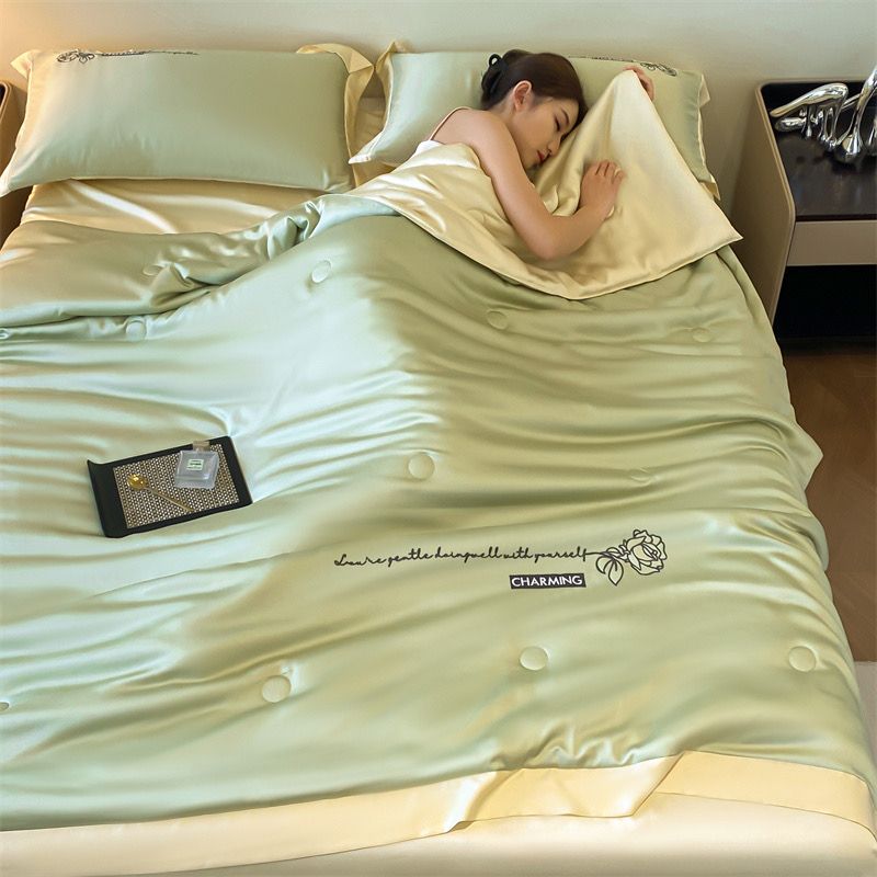 4Pcs Satin Babric | Charming With Love Standard Bedsets Summer Blanket | ID 4PCSSFARBRICCHARWLOVE06