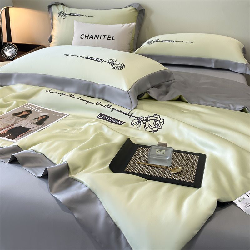 4Pcs Satin Babric | Charming With Love Standard Bedsets Summer Blanket | ID 4PCSSFARBRICCHARWLOVE05