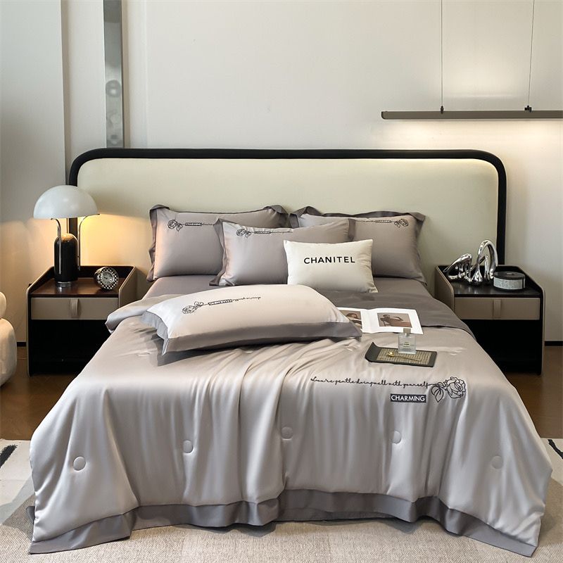 4Pcs Satin Babric | Charming With Love Standard Bedsets Summer Blanket | ID 4PCSSFARBRICCHARWLOVE04