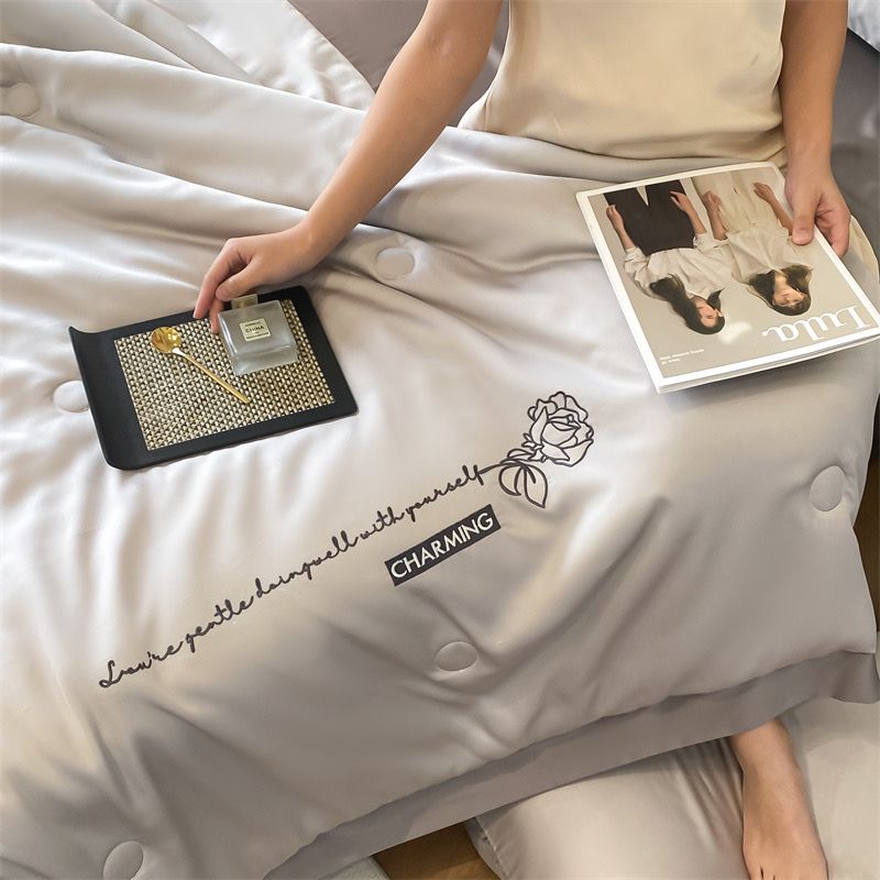 4Pcs Satin Babric | Charming With Love Standard Bedsets Summer Blanket | ID 4PCSSFARBRICCHARWLOVE04