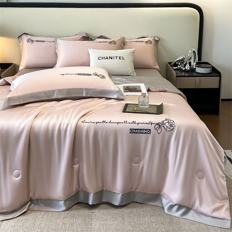 4Pcs Satin Babric | Charming With Love Standard Bedsets Summer Blanket | ID 4PCSSFARBRICCHARWLOVE03