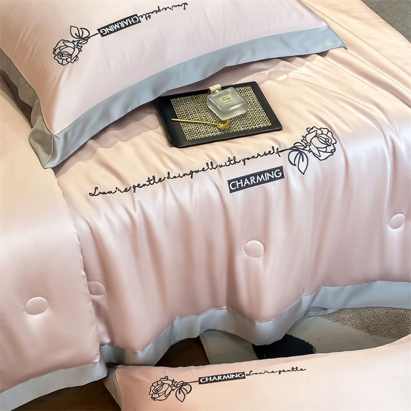 4Pcs Satin Babric | Charming With Love Standard Bedsets Summer Blanket | ID 4PCSSFARBRICCHARWLOVE03