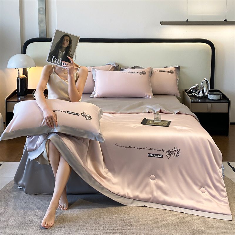 4Pcs Satin Babric | Charming With Love Standard Bedsets Summer Blanket | ID 4PCSSFARBRICCHARWLOVE03