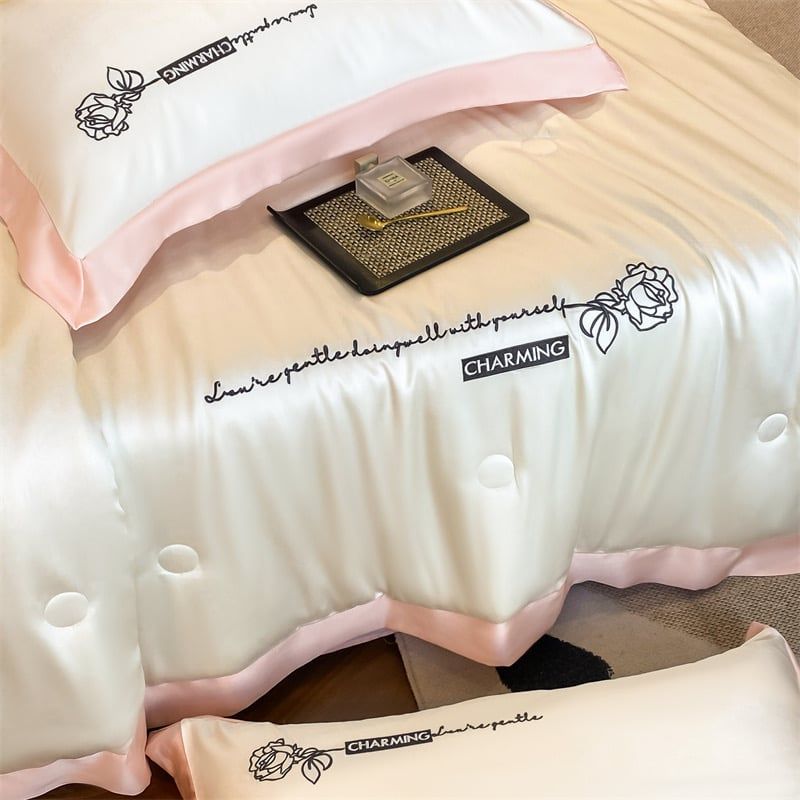 4Pcs Satin Babric | Charming With Love Standard Bedsets Summer Blanket | ID 4PCSSFARBRICCHARWLOVE02