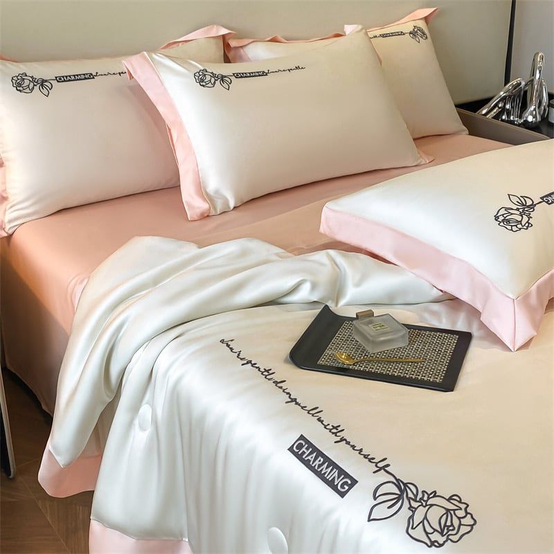 4Pcs Satin Babric | Charming With Love Standard Bedsets Summer Blanket | ID 4PCSSFARBRICCHARWLOVE02