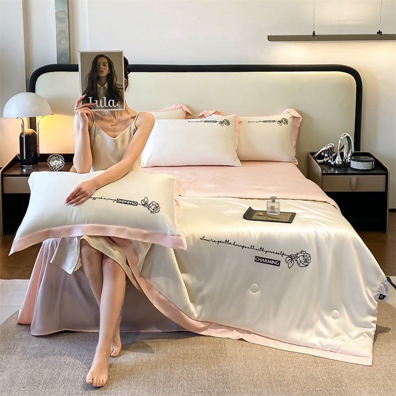 4Pcs Satin Babric | Charming With Love Standard Bedsets Summer Blanket | ID 4PCSSFARBRICCHARWLOVE02