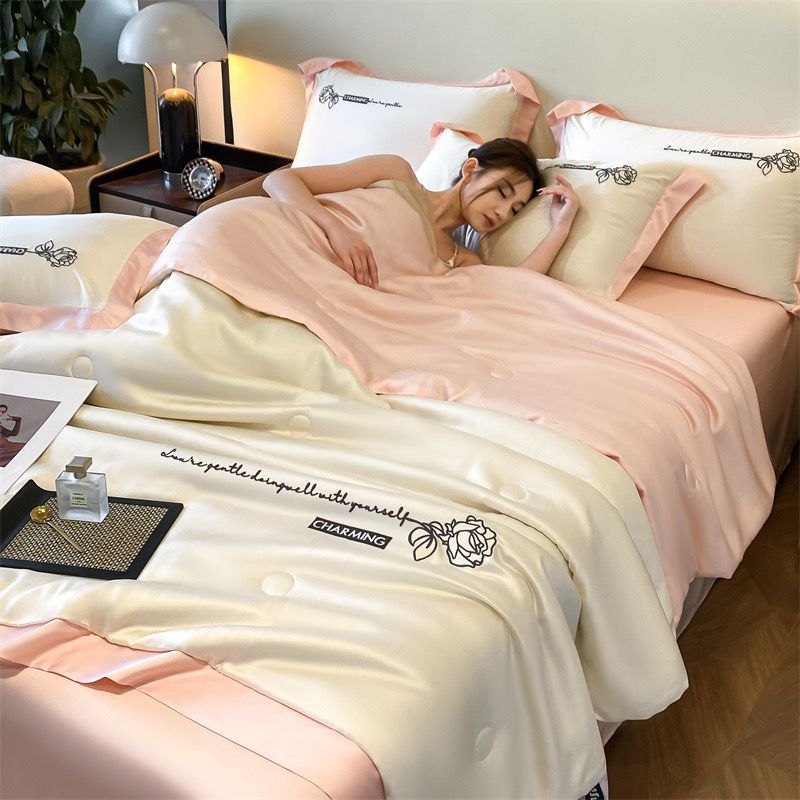 4Pcs Satin Babric | Charming With Love Standard Bedsets Summer Blanket | ID 4PCSSFARBRICCHARWLOVE02