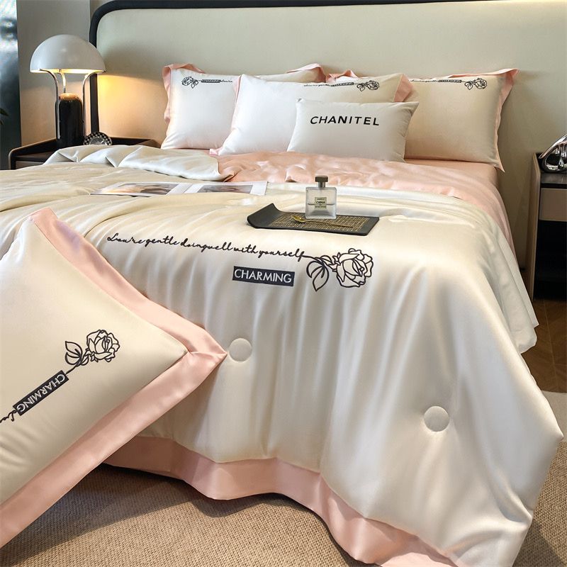 4Pcs Satin Babric | Charming With Love Standard Bedsets Summer Blanket | ID 4PCSSFARBRICCHARWLOVE02