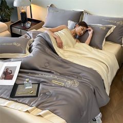 4Pcs Satin Babric | Charming With Love Standard Bedsets Summer Blanket | ID 4PCSSFARBRICCHARWLOVE01