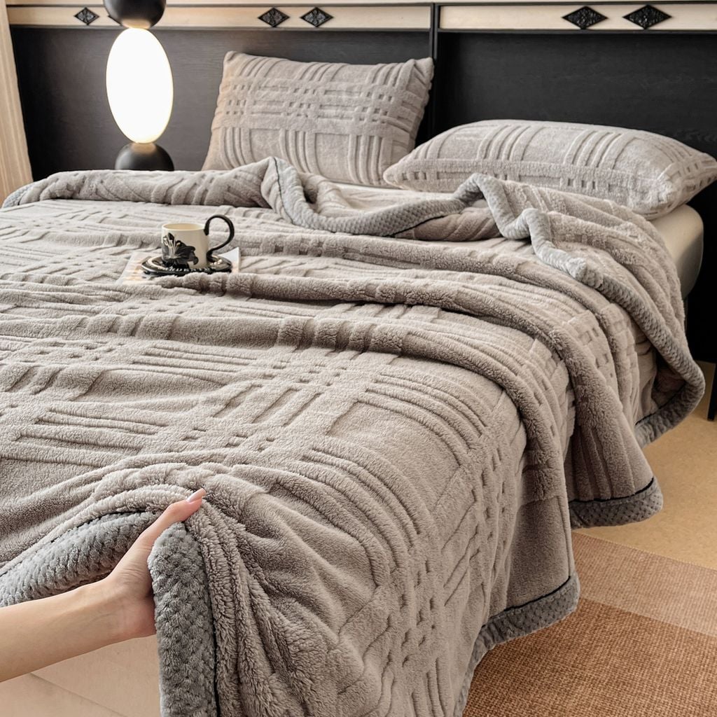 European Union Fur Wool Blanket | 3D Embossed Checkered Plus Design | 230*200cm (1.6kg) | Gray Light