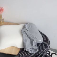 Gối Caosu non Royal