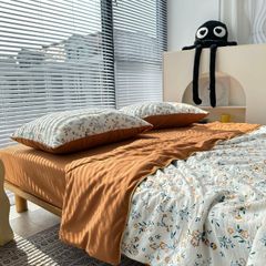 Bộ Chăn Ga Cotton Linen MARK HOME hoa nhí cam