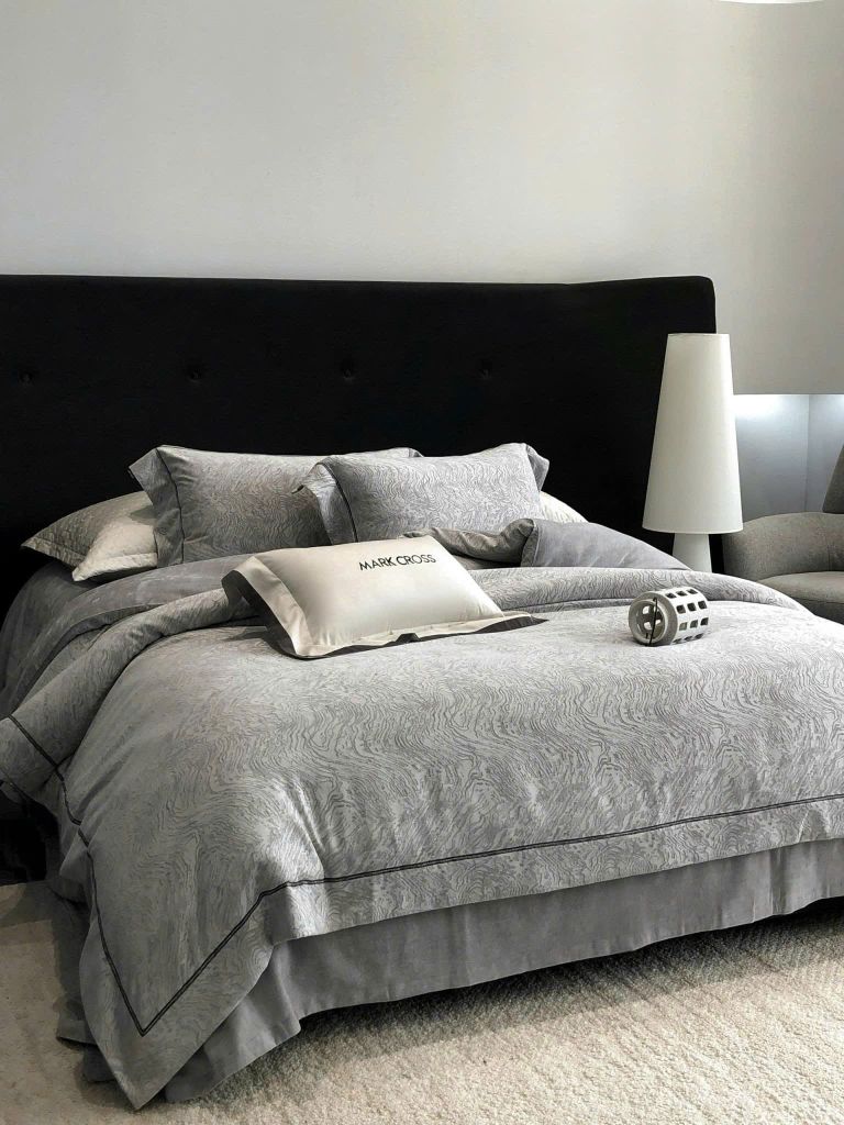 MARK CROSS SATIN VELVET | 4PCS LUXE INDONECHIA DEGIN FOR HOME | ID: MARKCROS4PCSSTNBARCODE01