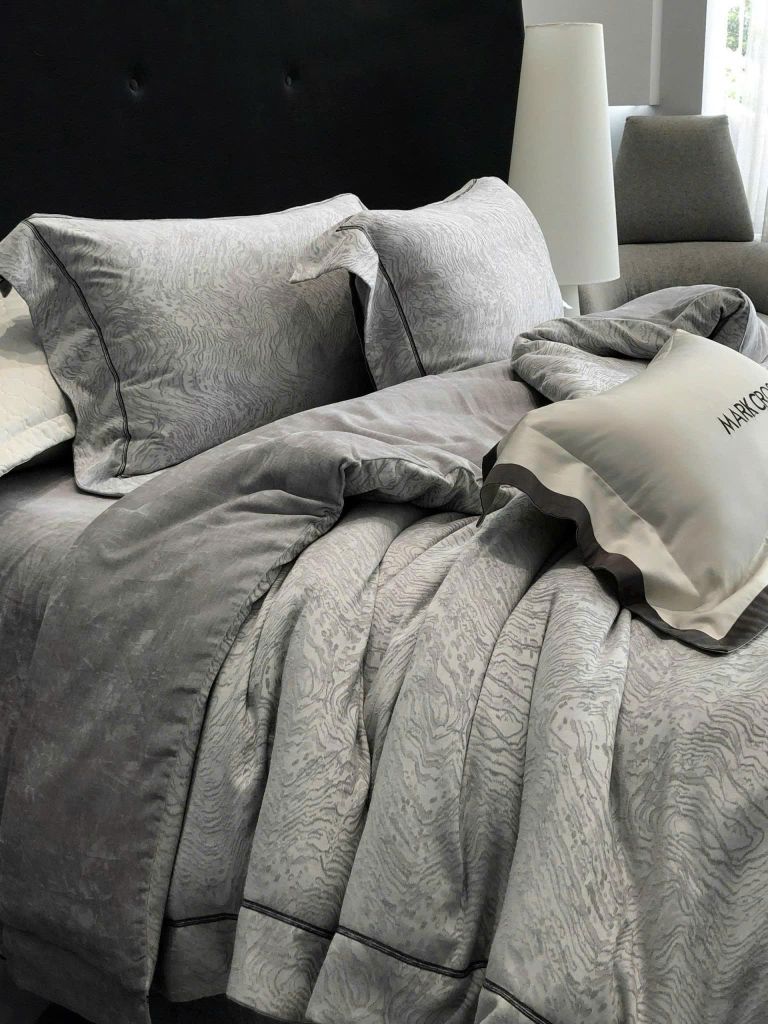 MARK CROSS SATIN VELVET | 4PCS LUXE INDONECHIA DEGIN FOR HOME | ID: MARKCROS4PCSSTNBARCODE01