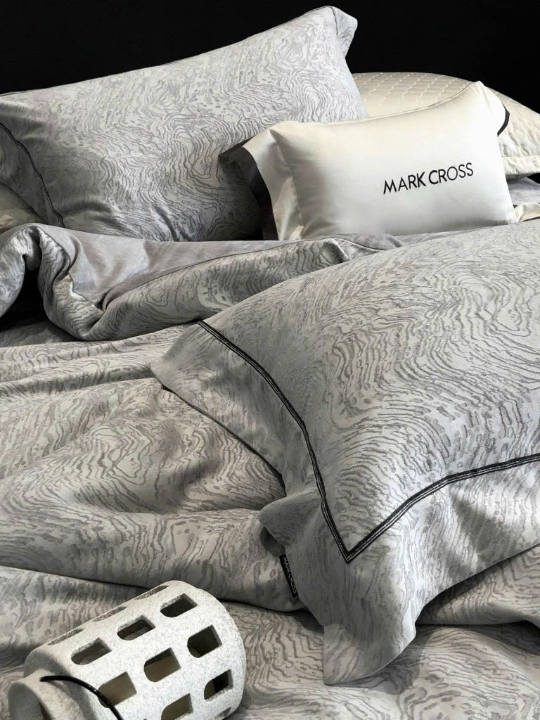 MARK CROSS SATIN VELVET | 4PCS LUXE INDONECHIA DEGIN FOR HOME | ID: MARKCROS4PCSSTNBARCODE01