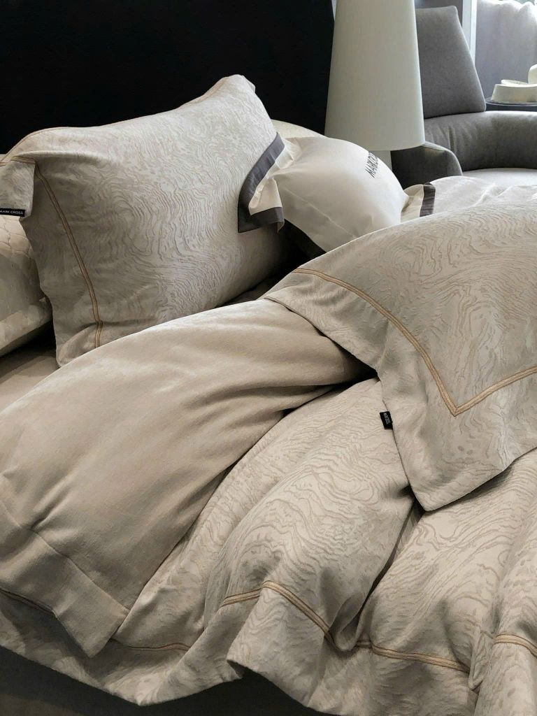 MARK CROSS SATIN VELVET | 4PCS LUXE INDONECHIA DEGIN FOR HOME | ID: MARKCROS4PCSSTNBARCODE02