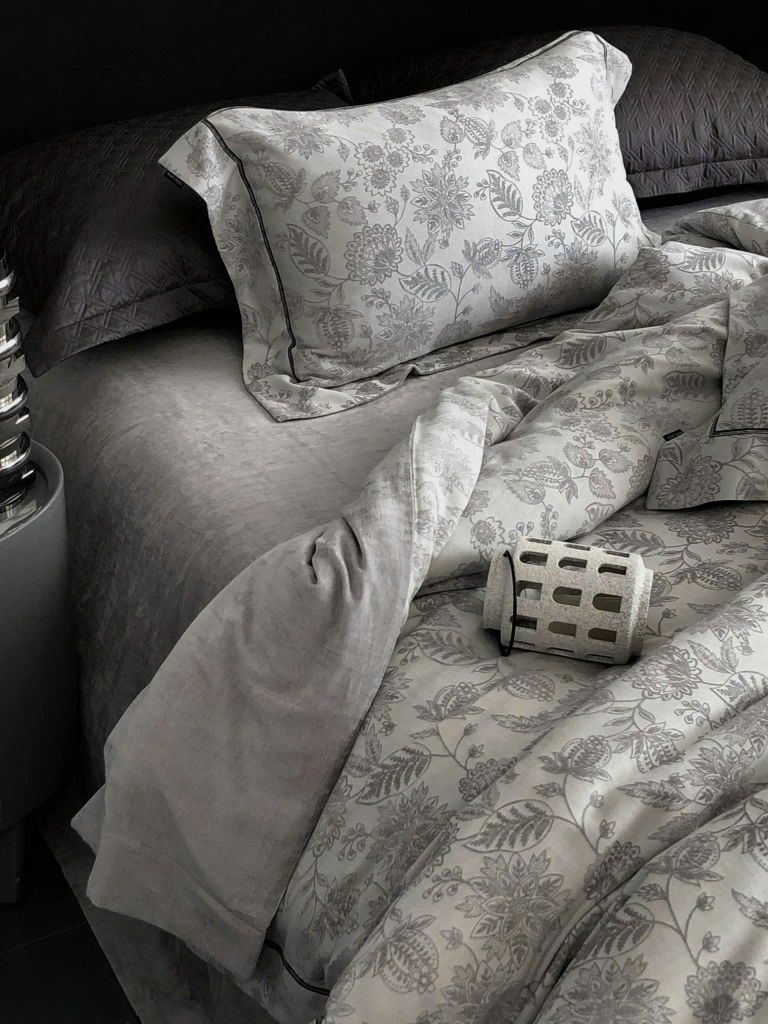 MARK CROSS SATIN VELVET | 4PCS LUXE INDONECHIA DEGIN FOR HOME | ID: MARKCROS4PCSSTNBARCODE03