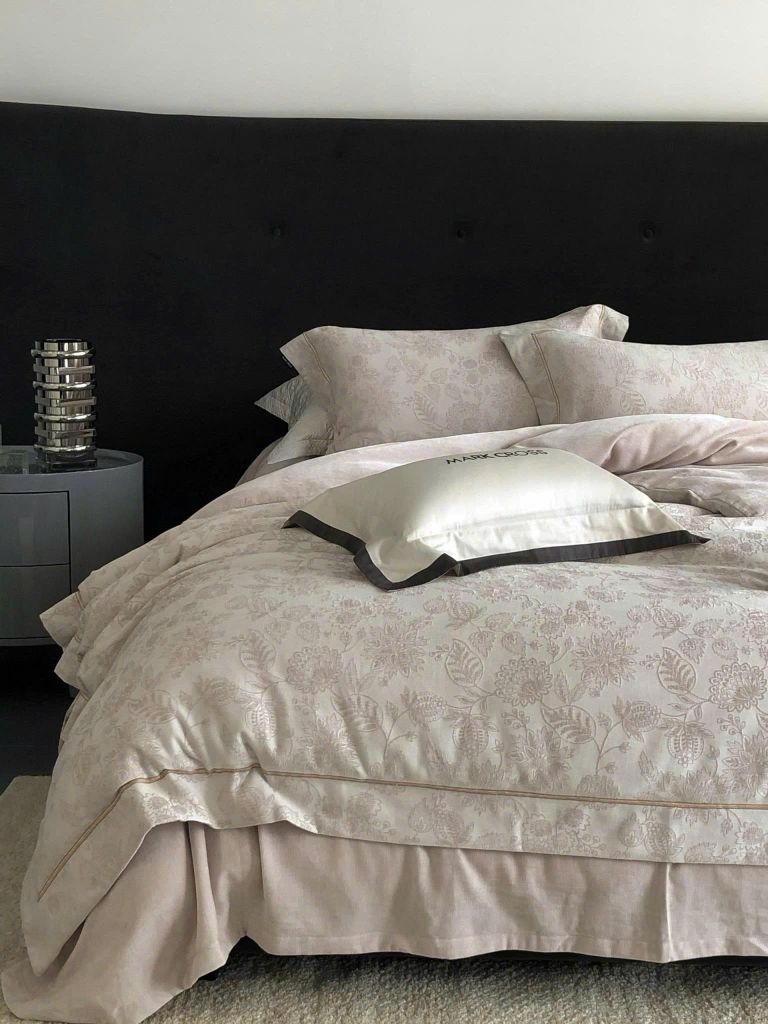 MARK CROSS SATIN VELVET | 4PCS LUXE INDONECHIA DEGIN FOR HOME | ID: MARKCROS4PCSSTNBARCODE04