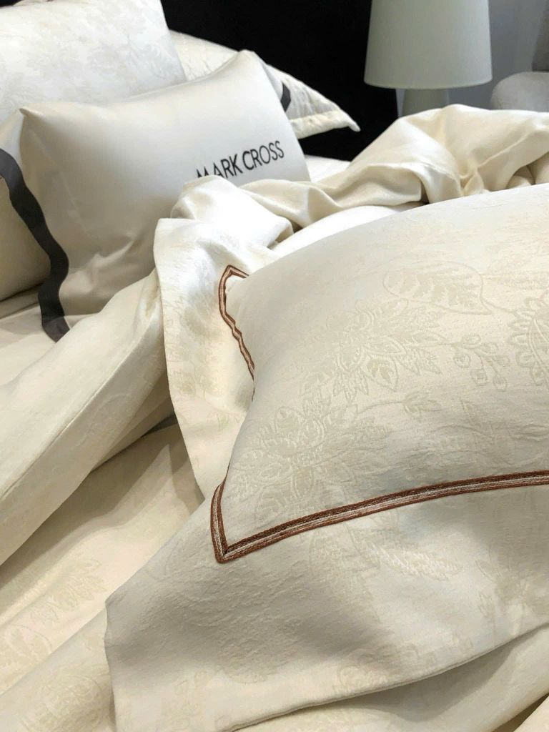 MARK CROSS SATIN VELVET | 4PCS LUXE INDONECHIA DEGIN FOR HOME | ID: MARKCROS4PCSSTNBARCODE05