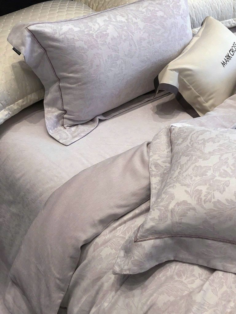 MARK CROSS SATIN VELVET | 4PCS LUXE INDONECHIA DEGIN FOR HOME | ID: MARKCROS4PCSSTNBARCODE07