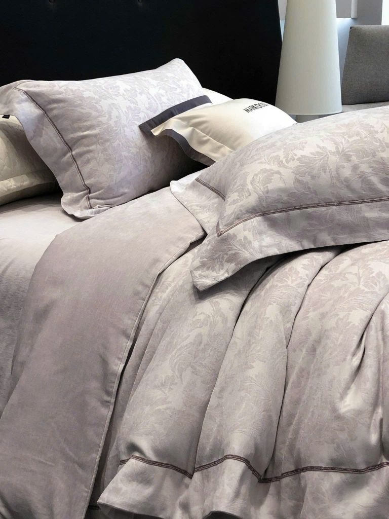 MARK CROSS SATIN VELVET | 4PCS LUXE INDONECHIA DEGIN FOR HOME | ID: MARKCROS4PCSSTNBARCODE07