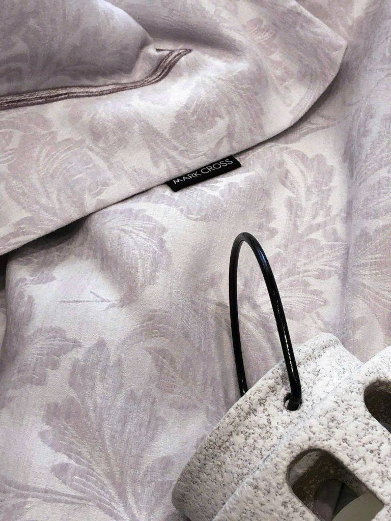 MARK CROSS SATIN VELVET | 4PCS LUXE INDONECHIA DEGIN FOR HOME | ID: MARKCROS4PCSSTNBARCODE07