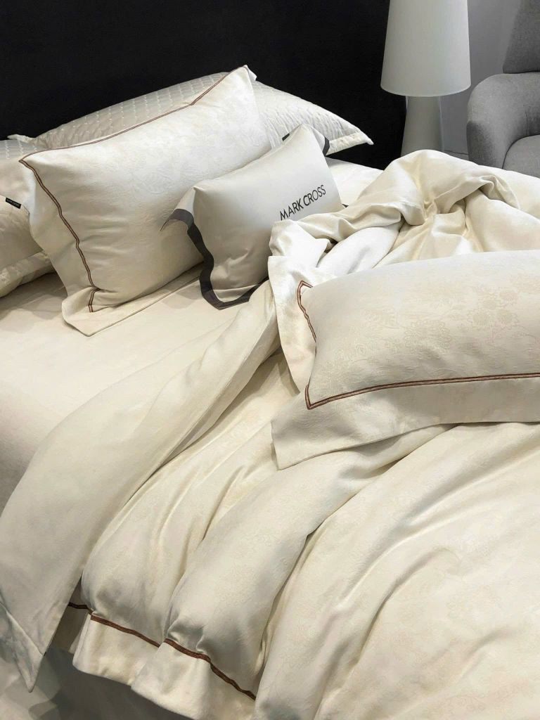 MARK CROSS SATIN VELVET | 4PCS LUXE INDONECHIA DEGIN FOR HOME | ID: MARKCROS4PCSSTNBARCODE05