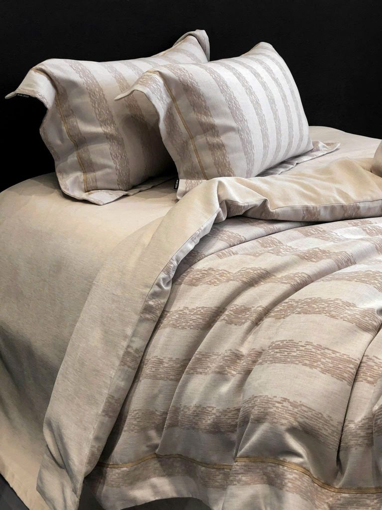 MARK CROSS SATIN VELVET | 4PCS LUXE INDONECHIA DEGIN FOR HOME | ID: MARKCROS4PCSSTNBARCODE08