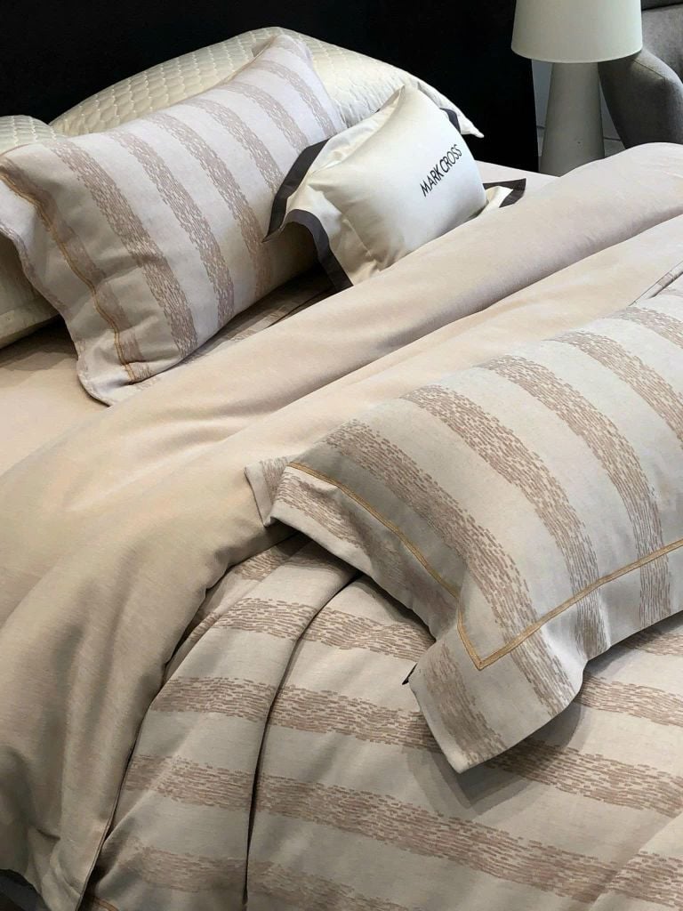 MARK CROSS SATIN VELVET | 4PCS LUXE INDONECHIA DEGIN FOR HOME | ID: MARKCROS4PCSSTNBARCODE08