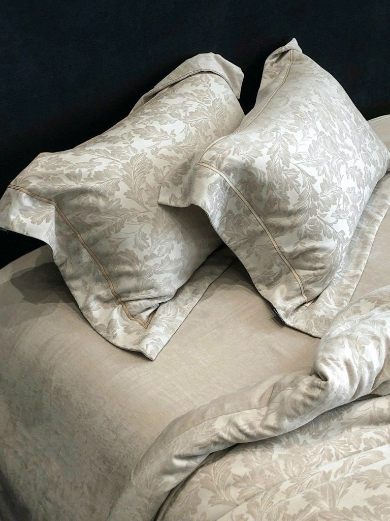 MARK CROSS SATIN VELVET | 4PCS LUXE INDONECHIA DEGIN FOR HOME | ID: MARKCROS4PCSSTNBARCODE09