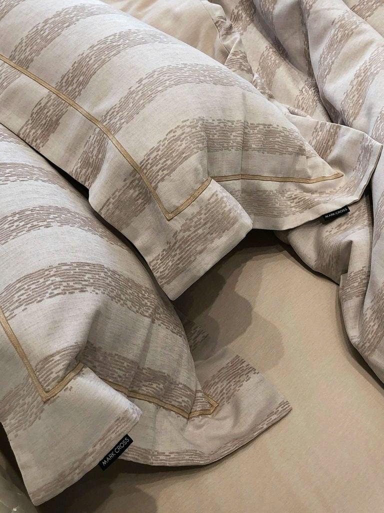 MARK CROSS SATIN VELVET | 4PCS LUXE INDONECHIA DEGIN FOR HOME | ID: MARKCROS4PCSSTNBARCODE08