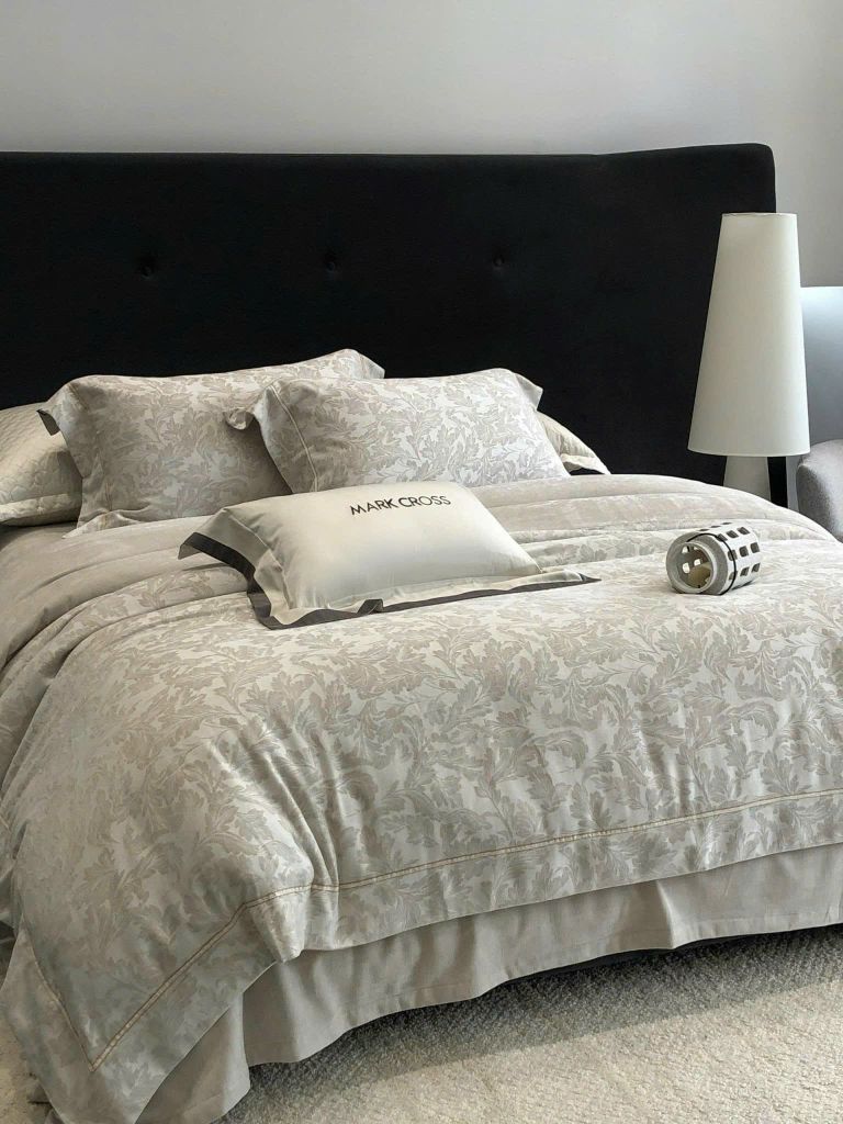 MARK CROSS SATIN VELVET | 4PCS LUXE INDONECHIA DEGIN FOR HOME | ID: MARKCROS4PCSSTNBARCODE09