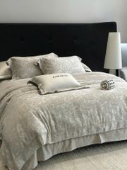 MARK CROSS SATIN VELVET | 4PCS LUXE INDONECHIA DEGIN FOR HOME | ID: MARKCROS4PCSSTNBARCODE09