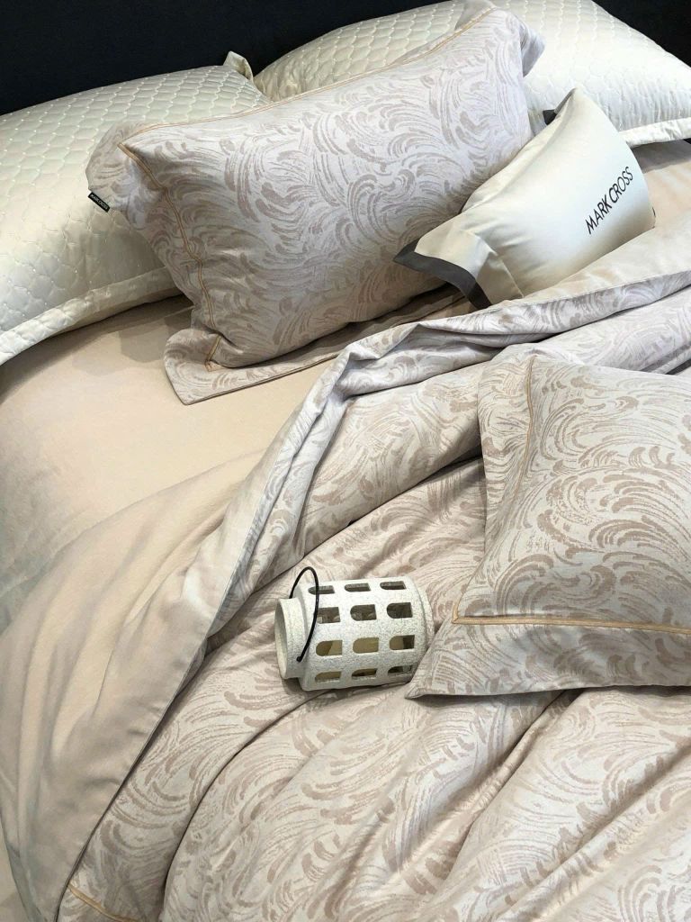 MARK CROSS SATIN VELVET | 4PCS LUXE INDONECHIA DEGIN FOR HOME | ID: MARKCROS4PCSSTNBARCODE11