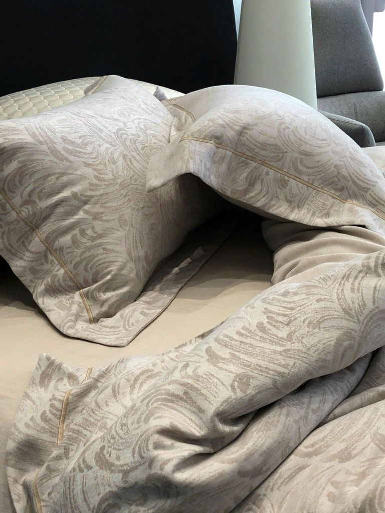 MARK CROSS SATIN VELVET | 4PCS LUXE INDONECHIA DEGIN FOR HOME | ID: MARKCROS4PCSSTNBARCODE11