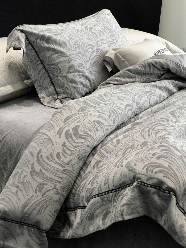 MARK CROSS SATIN VELVET | 4PCS LUXE INDONECHIA DEGIN FOR HOME | ID: MARKCROS4PCSSTNBARCODE10