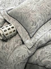 MARK CROSS SATIN VELVET | 4PCS LUXE INDONECHIA DEGIN FOR HOME | ID: MARKCROS4PCSSTNBARCODE10