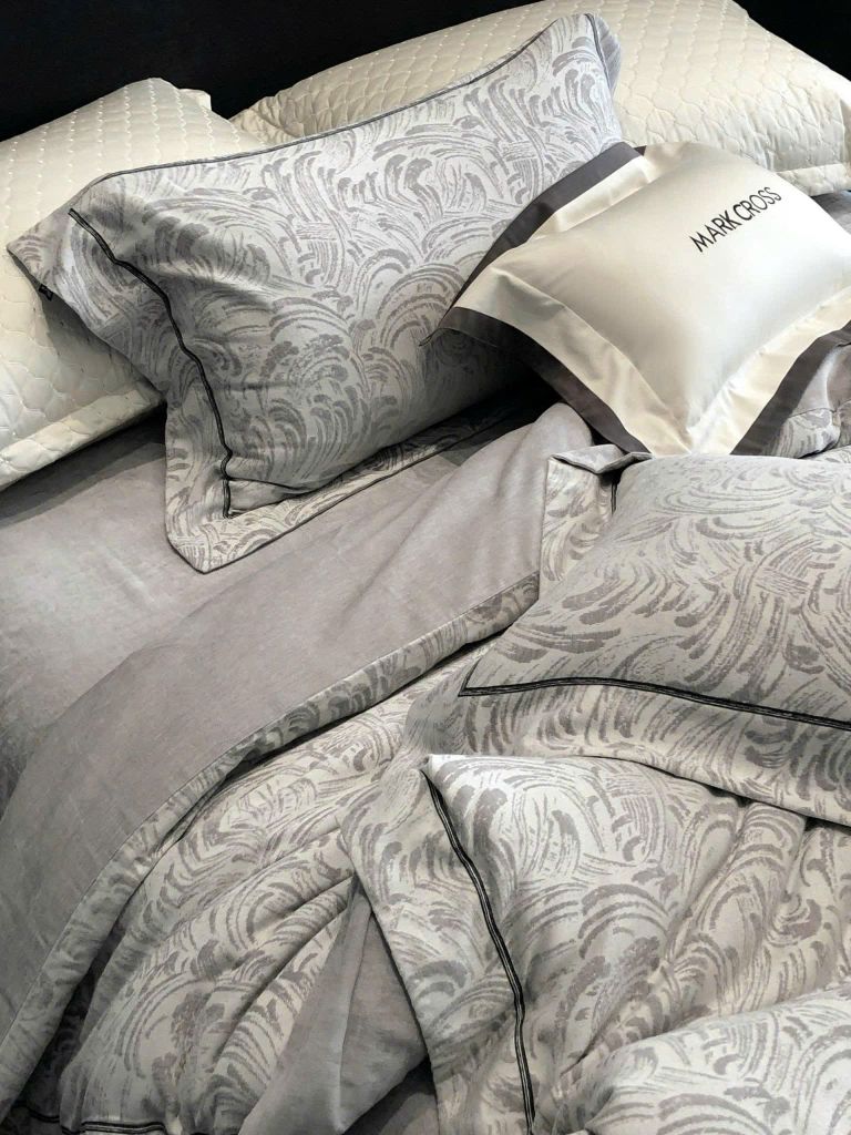 MARK CROSS SATIN VELVET | 4PCS LUXE INDONECHIA DEGIN FOR HOME | ID: MARKCROS4PCSSTNBARCODE10