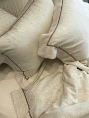 MARK CROSS SATIN VELVET | 4PCS LUXE INDONECHIA DEGIN FOR HOME | ID: MARKCROS4PCSSTNBARCODE12