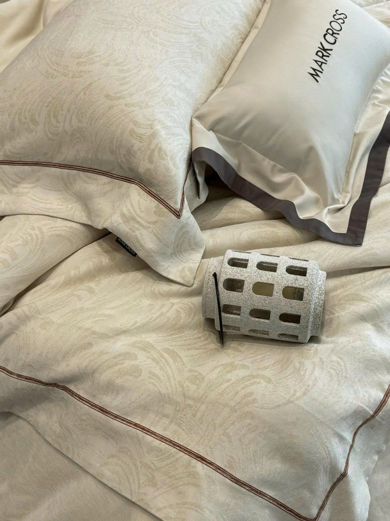 MARK CROSS SATIN VELVET | 4PCS LUXE INDONECHIA DEGIN FOR HOME | ID: MARKCROS4PCSSTNBARCODE12