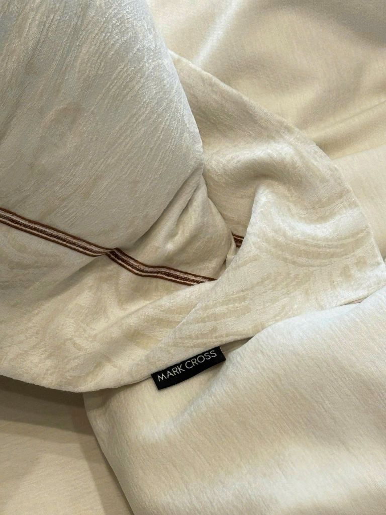 MARK CROSS SATIN VELVET | 4PCS LUXE INDONECHIA DEGIN FOR HOME | ID: MARKCROS4PCSSTNBARCODE12