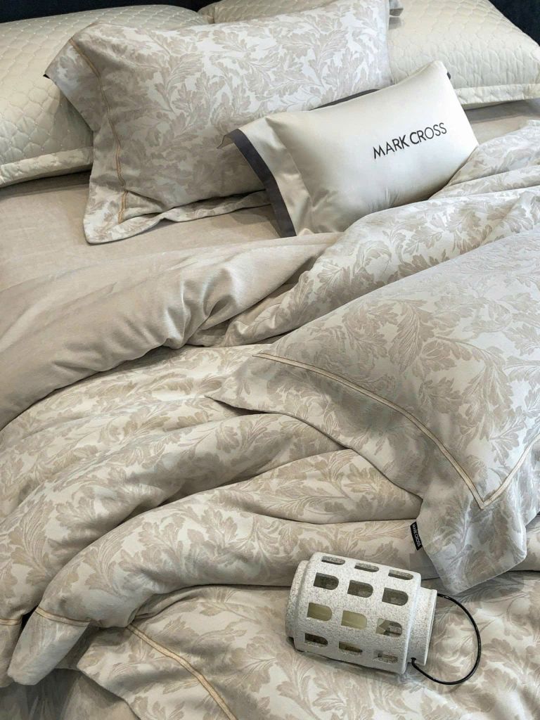 MARK CROSS SATIN VELVET | 4PCS LUXE INDONECHIA DEGIN FOR HOME | ID: MARKCROS4PCSSTNBARCODE09