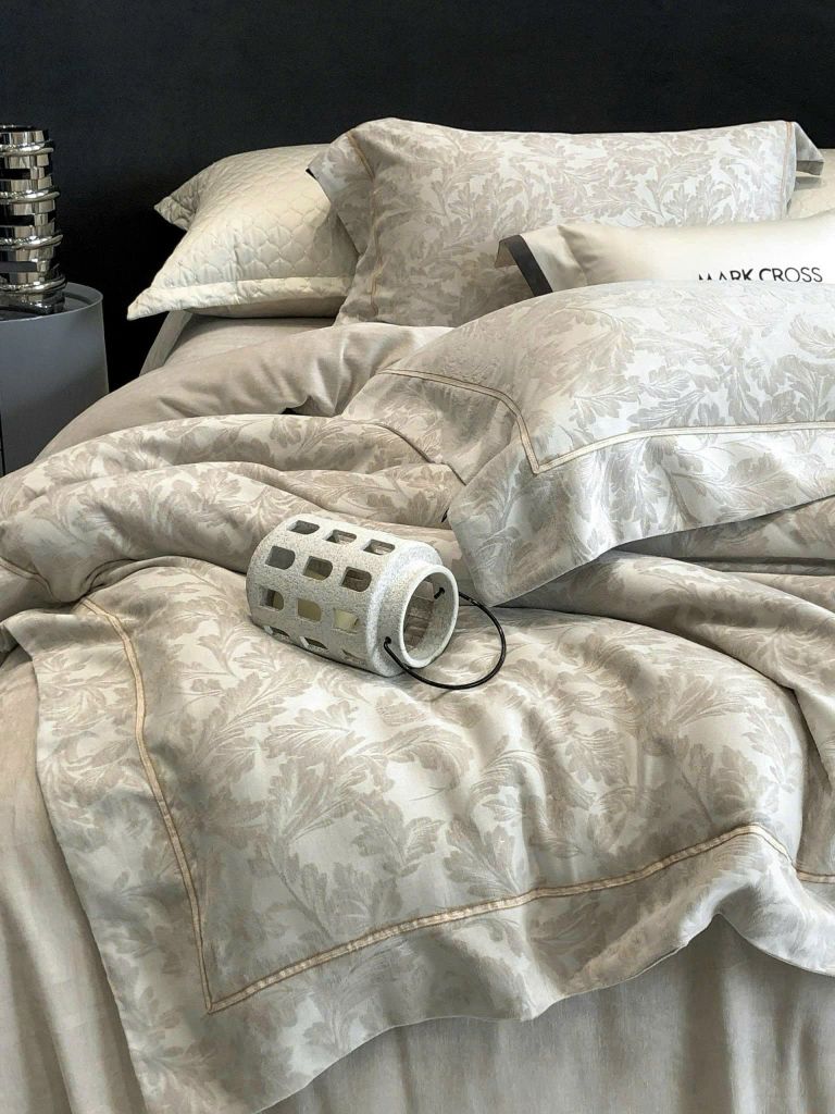 MARK CROSS SATIN VELVET | 4PCS LUXE INDONECHIA DEGIN FOR HOME | ID: MARKCROS4PCSSTNBARCODE09