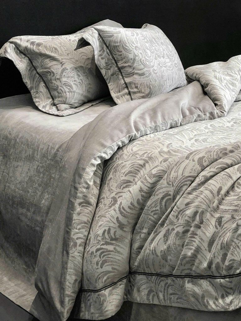 MARK CROSS SATIN VELVET | 4PCS LUXE INDONECHIA DEGIN FOR HOME | ID: MARKCROS4PCSSTNBARCODE10