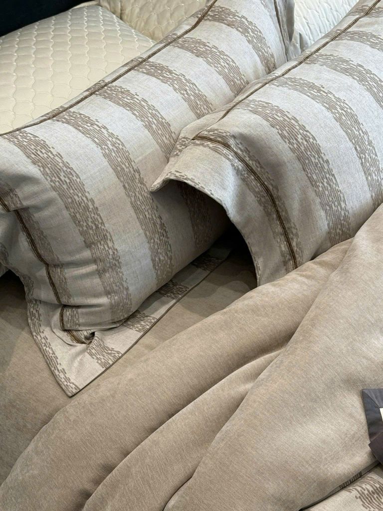 MARK CROSS SATIN VELVET | 4PCS LUXE INDONECHIA DEGIN FOR HOME | ID: MARKCROS4PCSSTNBARCODE13