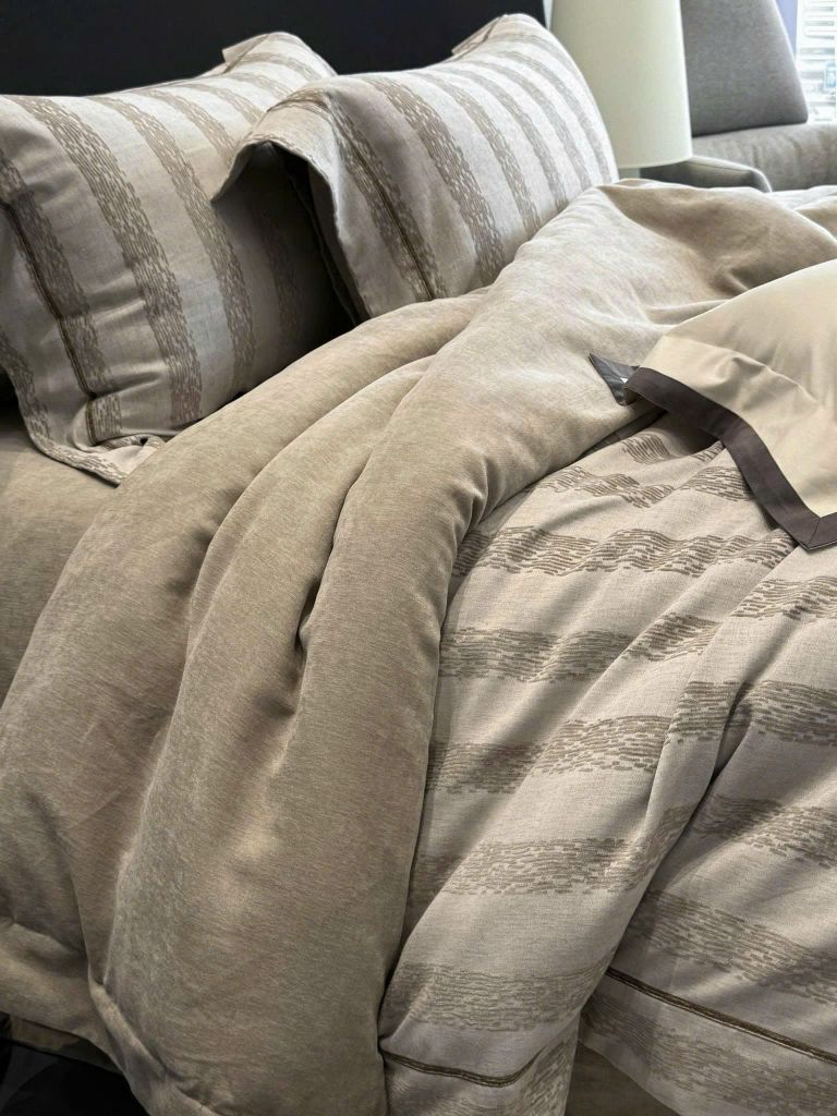 MARK CROSS SATIN VELVET | 4PCS LUXE INDONECHIA DEGIN FOR HOME | ID: MARKCROS4PCSSTNBARCODE13