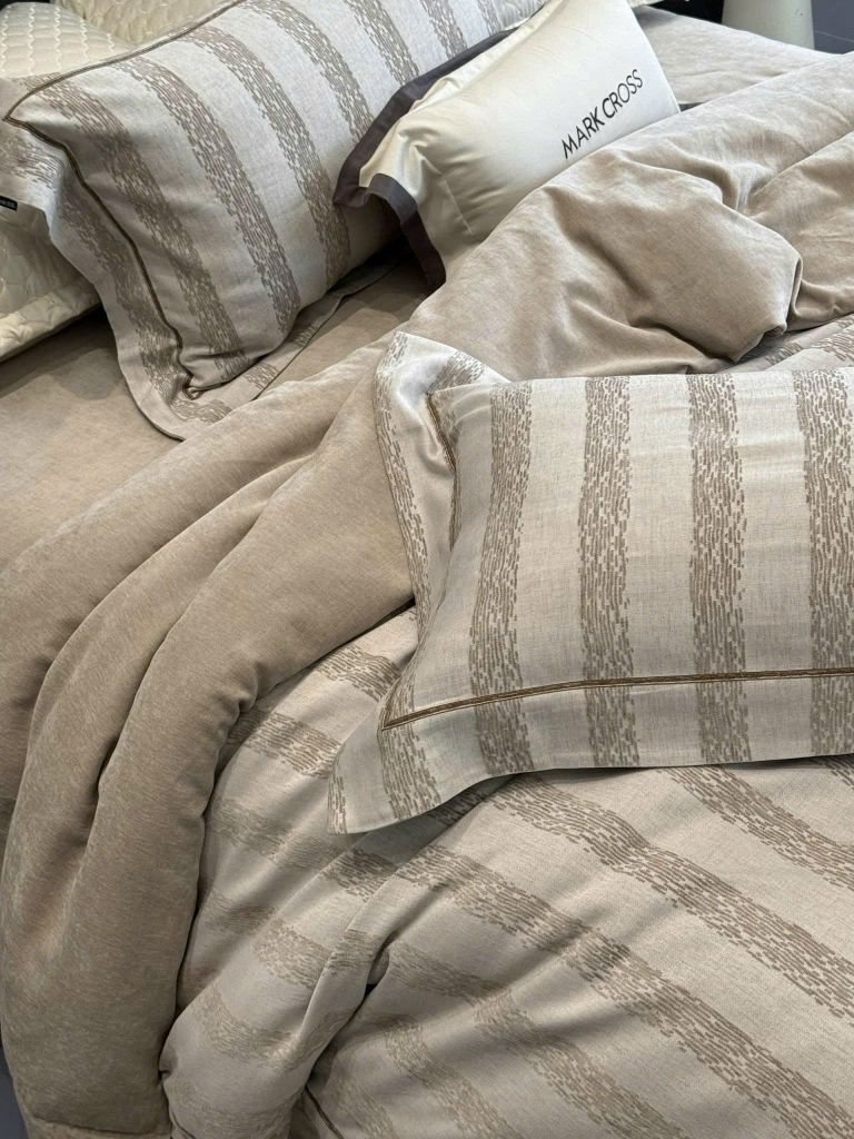 MARK CROSS SATIN VELVET | 4PCS LUXE INDONECHIA DEGIN FOR HOME | ID: MARKCROS4PCSSTNBARCODE13