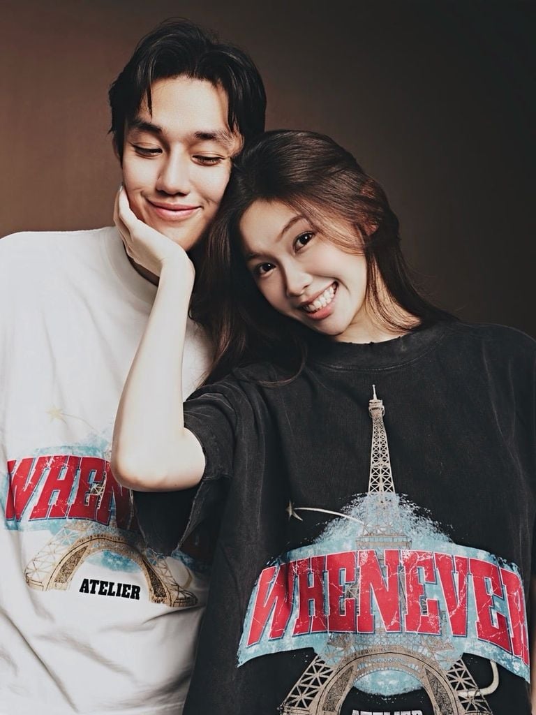 ÁO "WHENEVER" PARIS T-SHIRT / BLACK