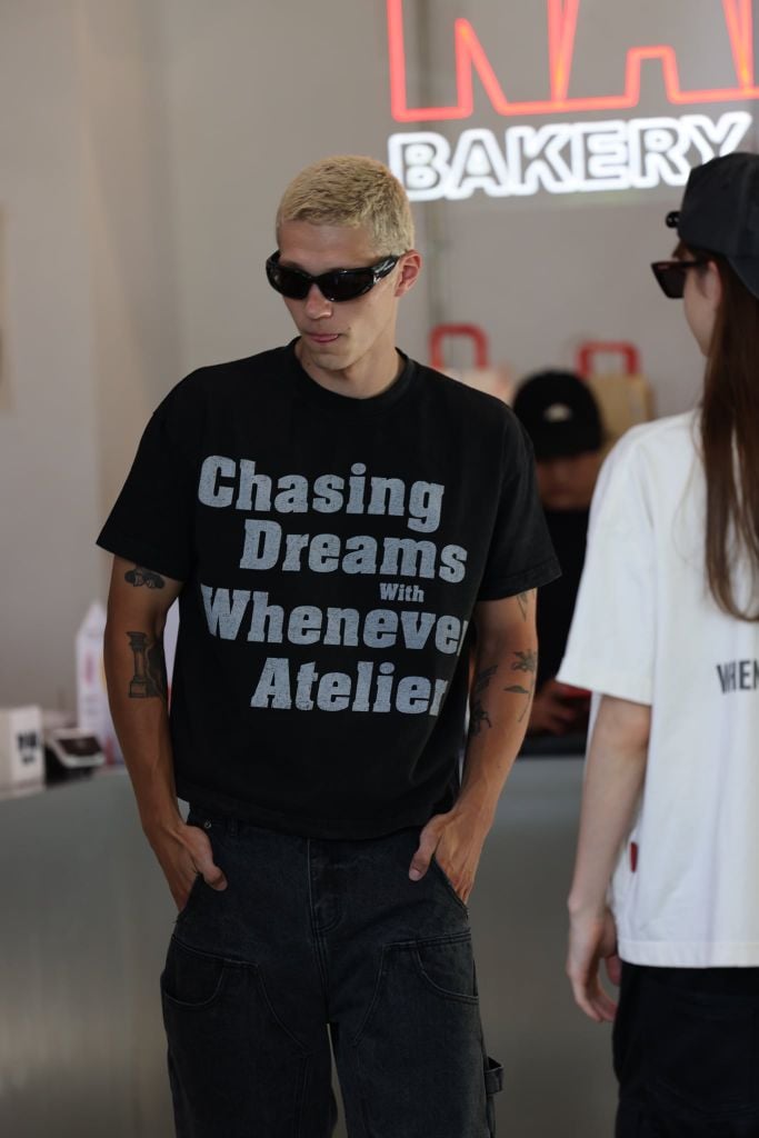ÁO "WHENEVER" SS26 CDWWA T-SHIRT / BLACK