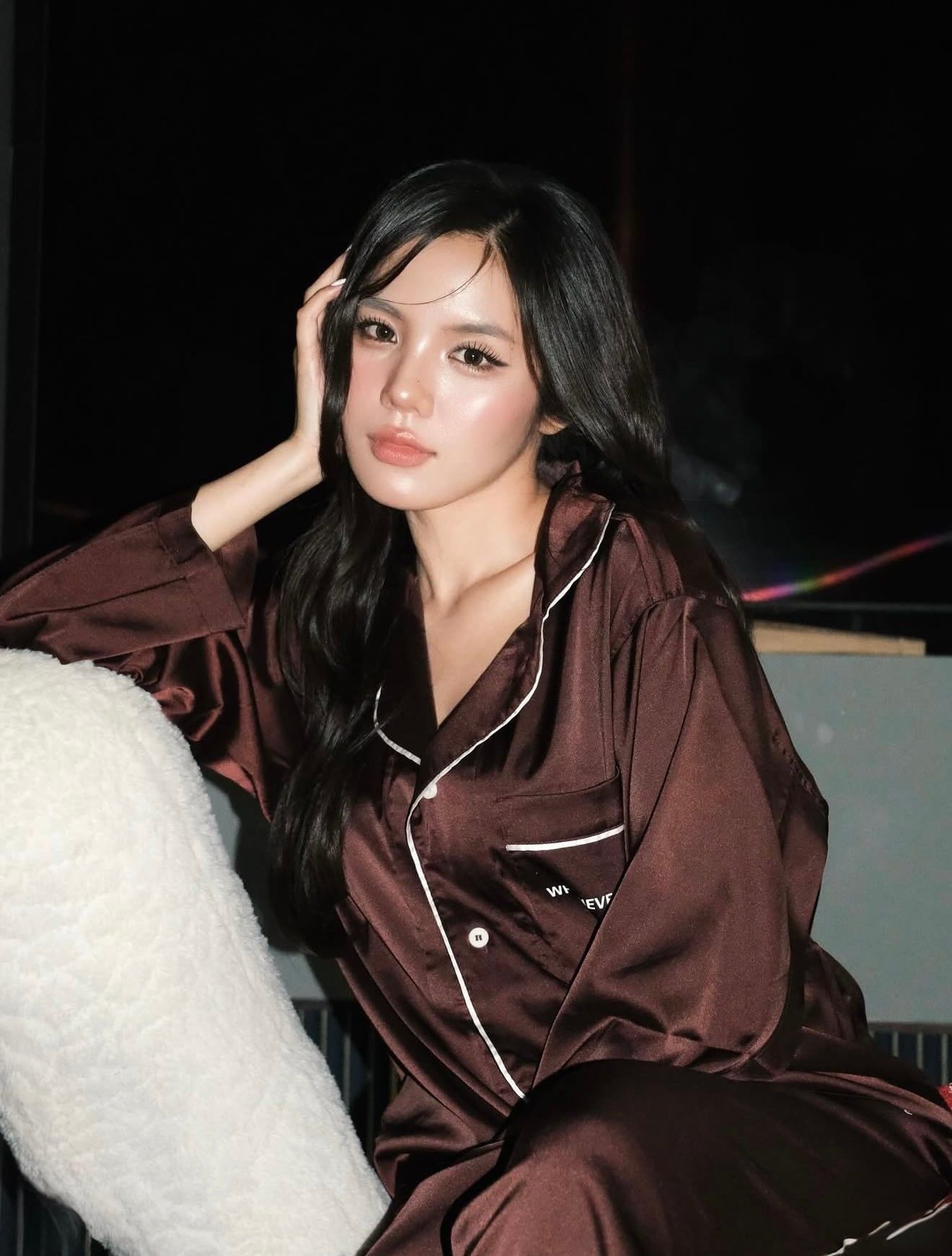 "WHENEVER" BỘ ÁO VÀ QUẦN DÀI SATIN LONG PAJAMA SHIRT + PANTS  / BROWN